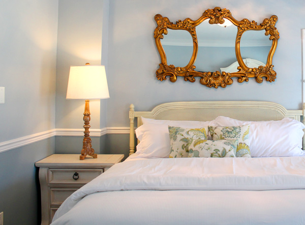 Newly renovated single bed guestroom | Hotel Manisses Block Island