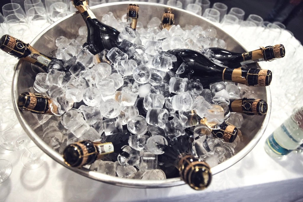 Manisses Bowl of Ice and Champagne